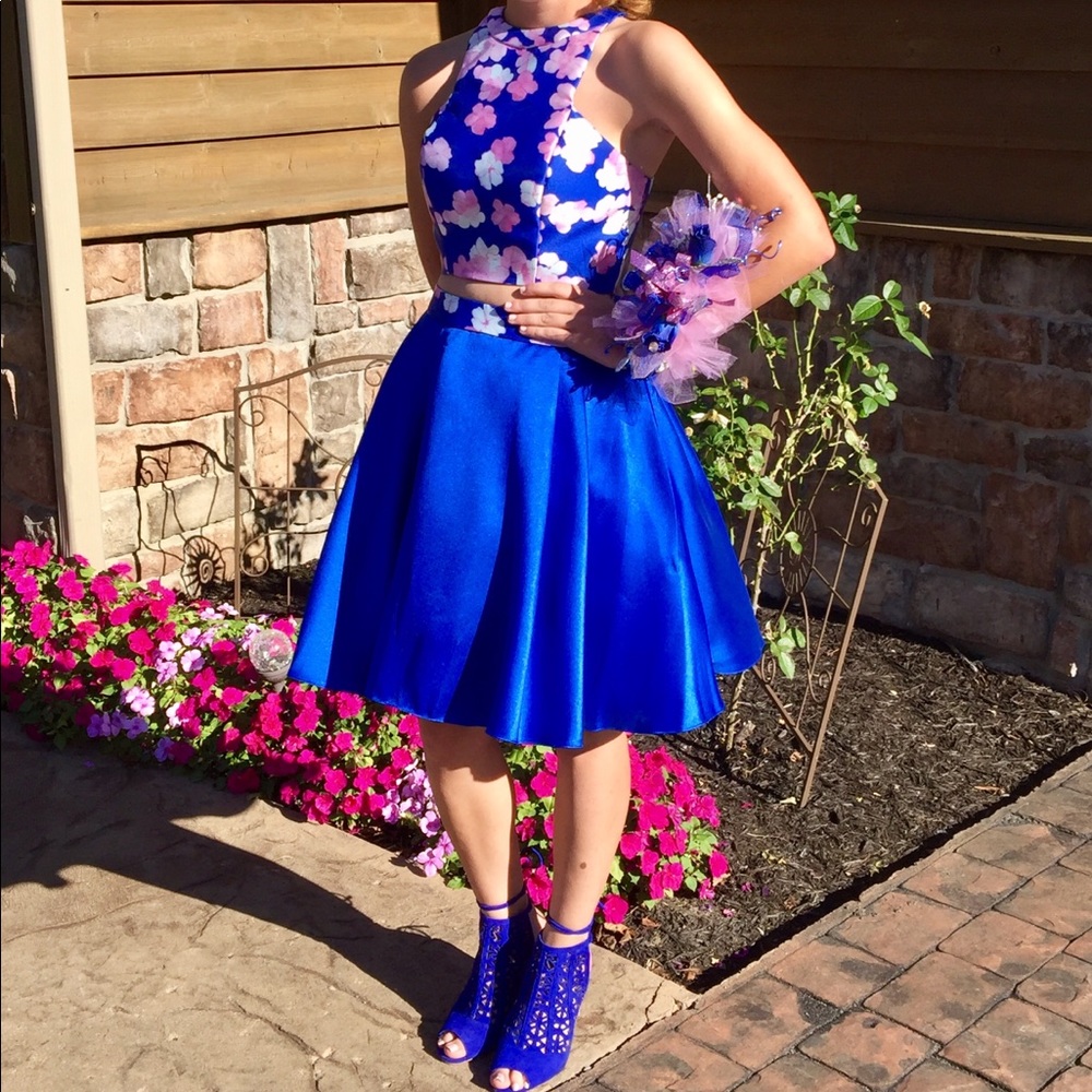 M Couture Size 0 formal